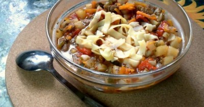 Лагман со свининой и говядиной на открытом огне