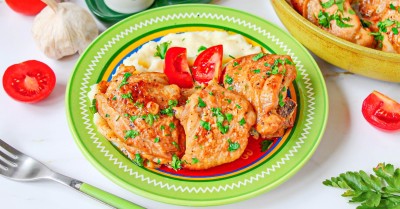 Гедлибже из курицы в сметанном соусе