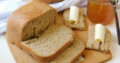 Черный хлеб в хлебопечке с солодом