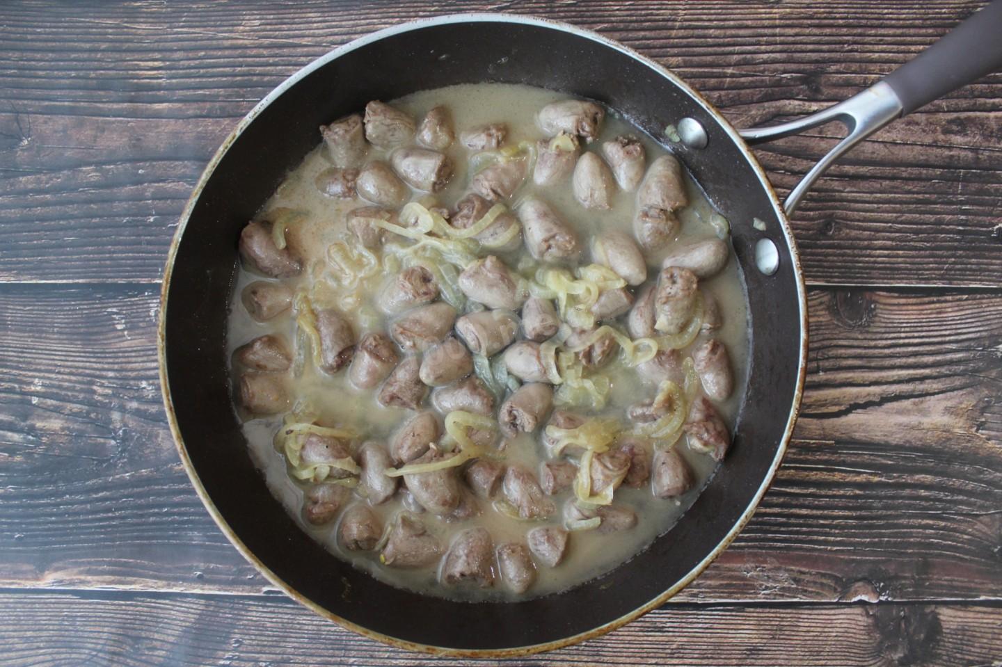 Желудки индейки рецепты приготовления на сковороде со сметаной с фото