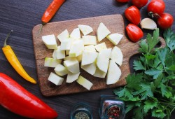 просто кухня жареные кабачки с курицей. Смотреть фото просто кухня жареные кабачки с курицей. Смотреть картинку просто кухня жареные кабачки с курицей. Картинка про просто кухня жареные кабачки с курицей. Фото просто кухня жареные кабачки с курицей