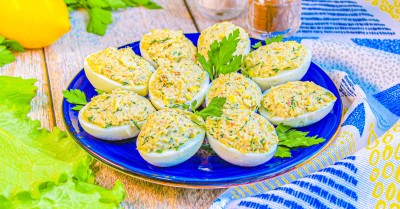 Яйца с консервами рыбными