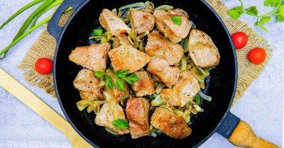 Сочная свинина на сковороде