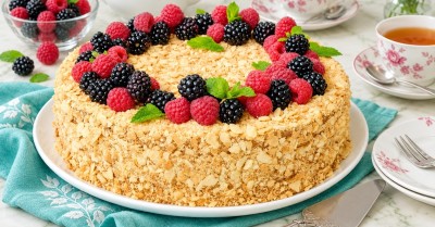 Классический торт Микадо с вареной сгущенкой