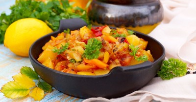 Соус с кабачками и картошкой