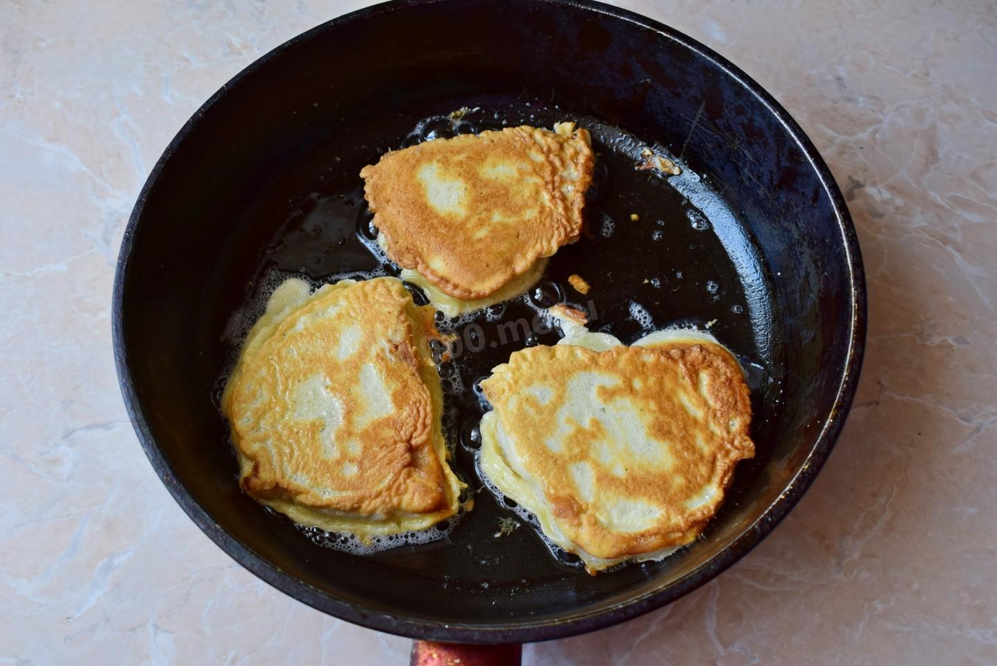 Печень в кляре на сковороде. Рецепты из тилапии на сковороде с фото пошагово. Телапия или тилапия рецепт на сковороде. Как сделать чтобы прожарилось на сковороде круглое яйца.