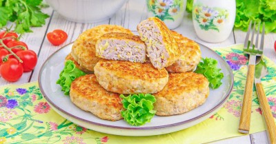 Сочные котлеты из свиного фарша жареные
