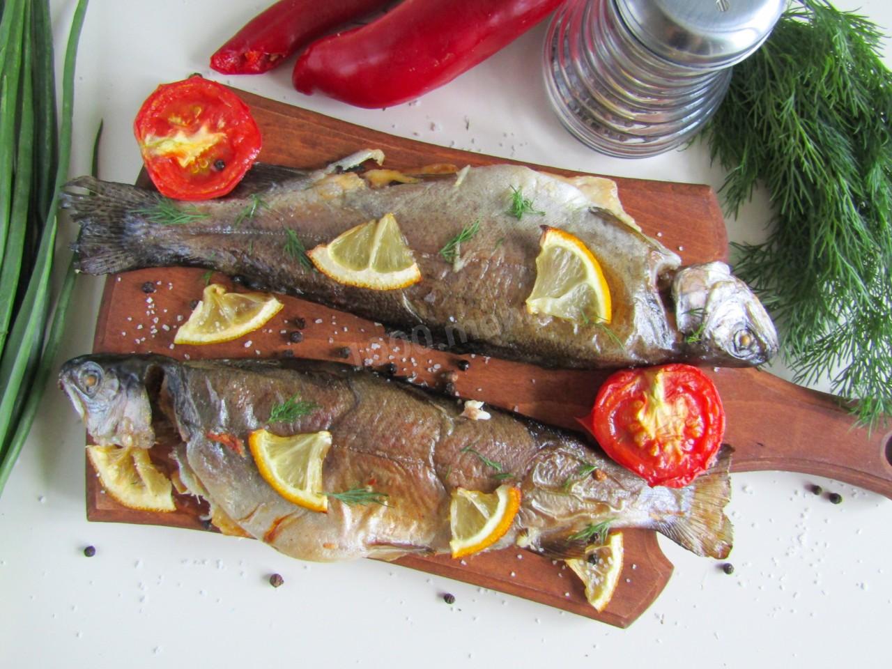 Запечь рыбу в духовке целиком в фольге рецепт с фото пошагово