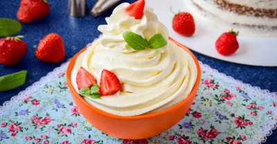 Сливки и творожный сыр крем для торта