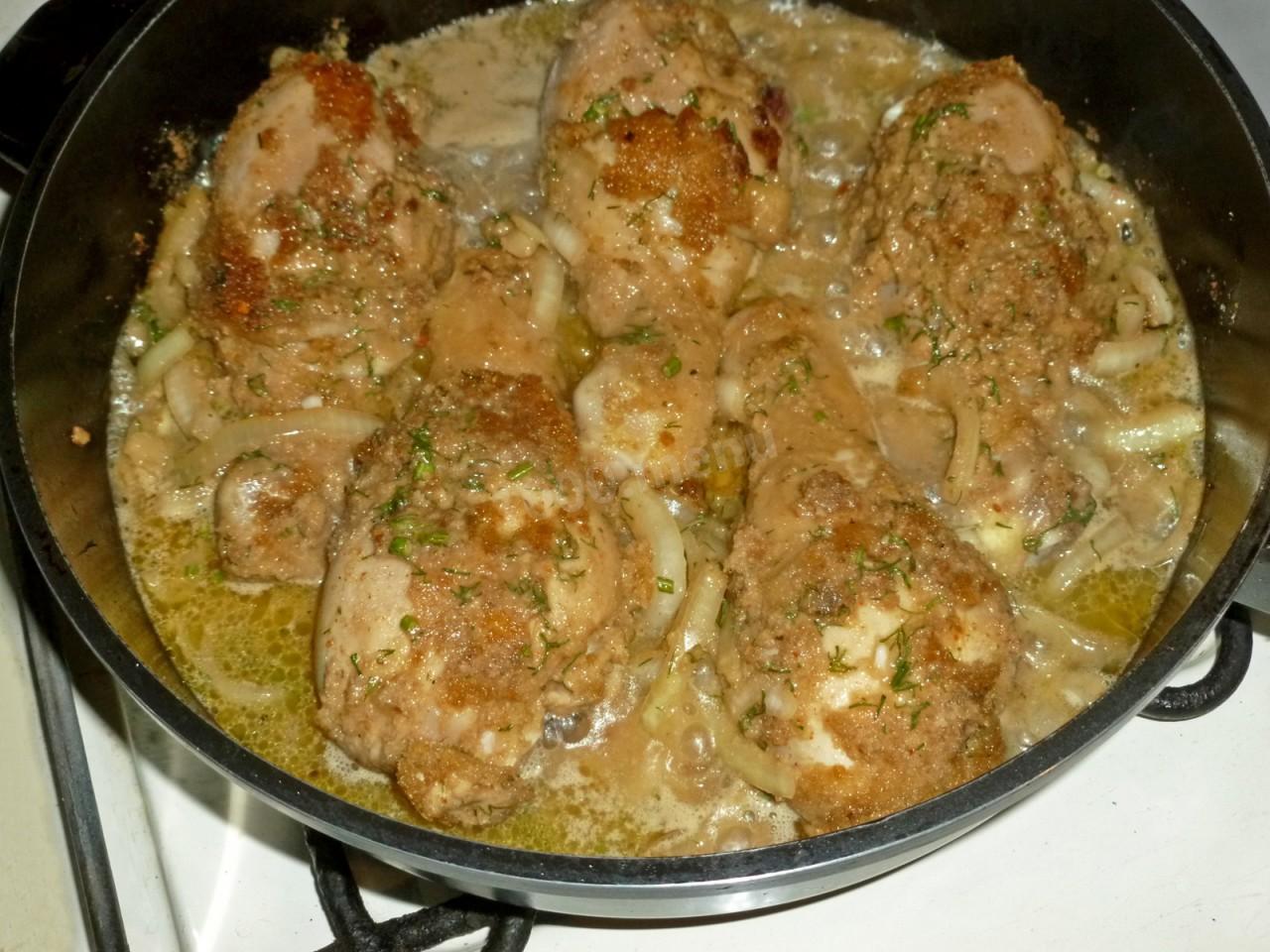 Куриная голень на сковороде с подливкой и овощами рецепт с фото пошагово