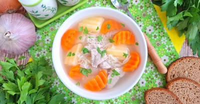 Суп с мясом и вермишелью