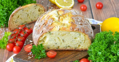 Пышный и ароматный хлеб из творога без дрожжей