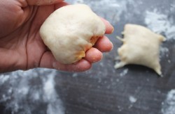 Пирожки по министерски рецепт. mini pirojki drojjevye v. Пирожки по министерски рецепт фото. Пирожки по министерски рецепт-mini pirojki drojjevye v. картинка Пирожки по министерски рецепт. картинка mini pirojki drojjevye v. Вкусные, мягкие, пышные, нравятся детям и взрослым! Начинку для этих пирожков можно приготовить абсолютно любую по вашему вкусу. Тесто универсальное, поэтому даже с джемом или вареньем пирожки получаются невероятными! Если у вас уже готовая начинка, то время приготовления уменьшится вдвое.