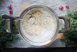 Пирожки по министерски рецепт. mini pirojki drojjevye v. Пирожки по министерски рецепт фото. Пирожки по министерски рецепт-mini pirojki drojjevye v. картинка Пирожки по министерски рецепт. картинка mini pirojki drojjevye v. Вкусные, мягкие, пышные, нравятся детям и взрослым! Начинку для этих пирожков можно приготовить абсолютно любую по вашему вкусу. Тесто универсальное, поэтому даже с джемом или вареньем пирожки получаются невероятными! Если у вас уже готовая начинка, то время приготовления уменьшится вдвое.