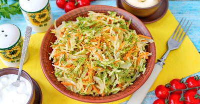 Салат с редькой и жареным луком