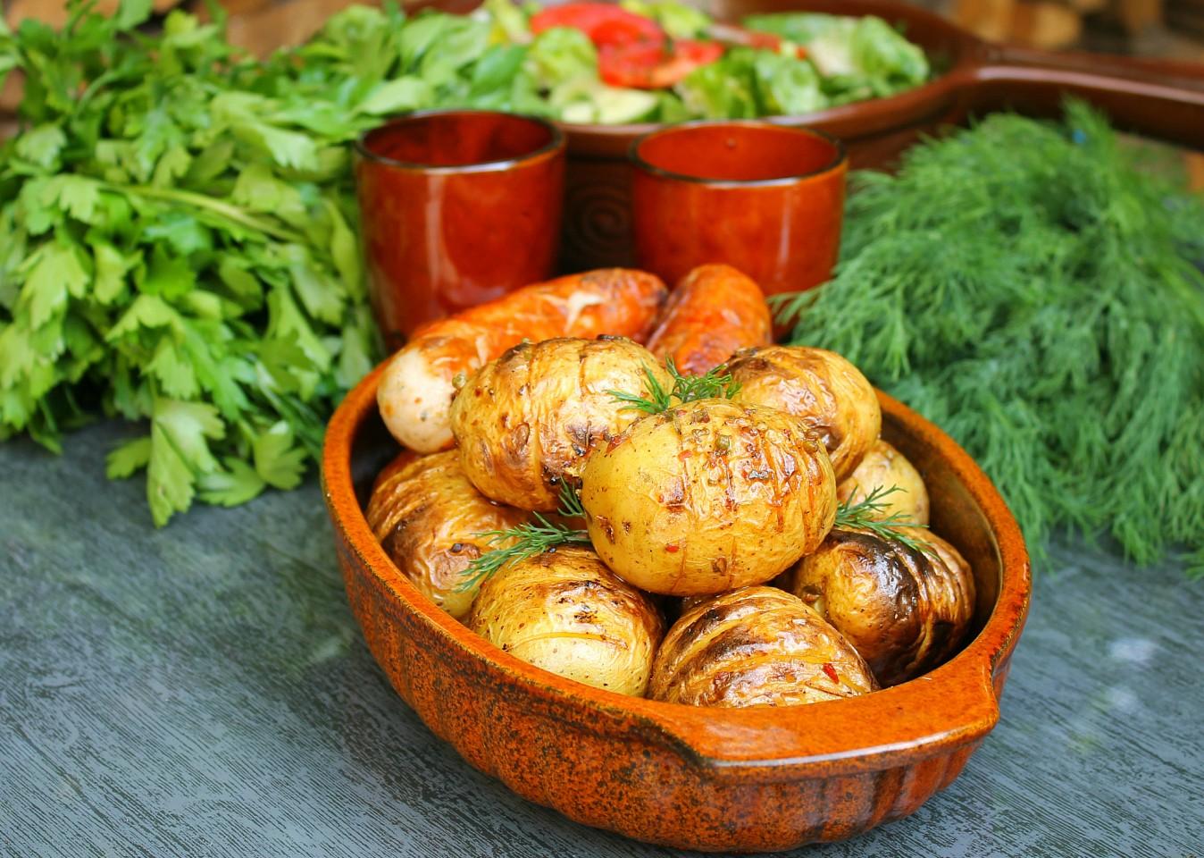 Картошка На Мангале Фото