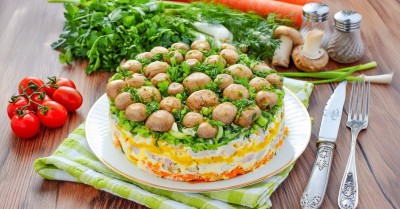 Салат Грибная поляна с шампиньонами