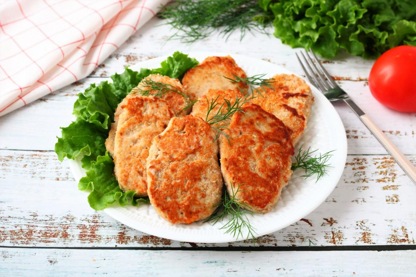 Котлетки из картофеля и лосося