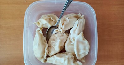 вареник с картошкой и яйцом