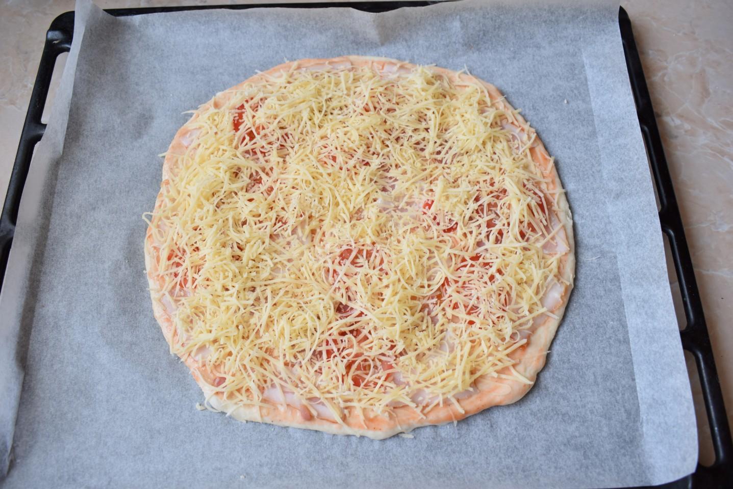 можно выпекать пиццу на фольге в духовке вместо пергаментной бумаги фото 106