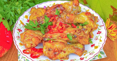 Куриные крылышки в казане на костре