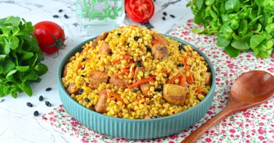 Плов из булгура со свининой