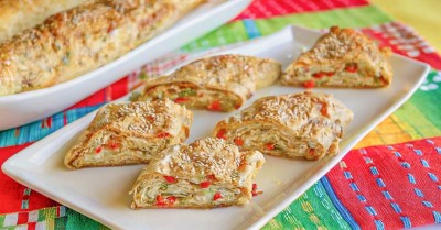 Творожные рулетики из лаваша в духовке