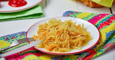 Капуста тушеная классическая на сковороде