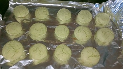 Зелёные мини-булочки без сливочного масла и глютена