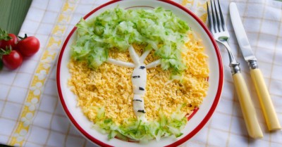 Салат Березка со свежим огурцом и курицей