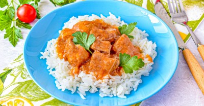 Гуляш из свинины как в советской столовой