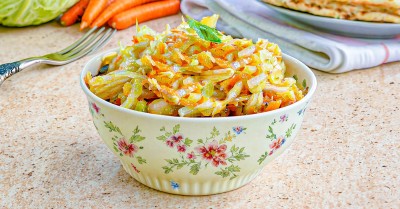 Салат Капуста с морковью и маслом