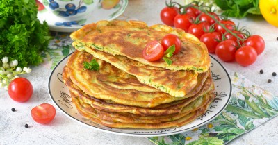 Лепешки с зеленью на кефире на сковороде