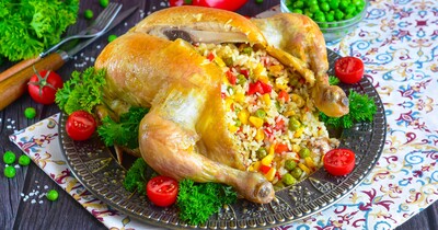 Курица с рисом и овощами в рукаве целиком