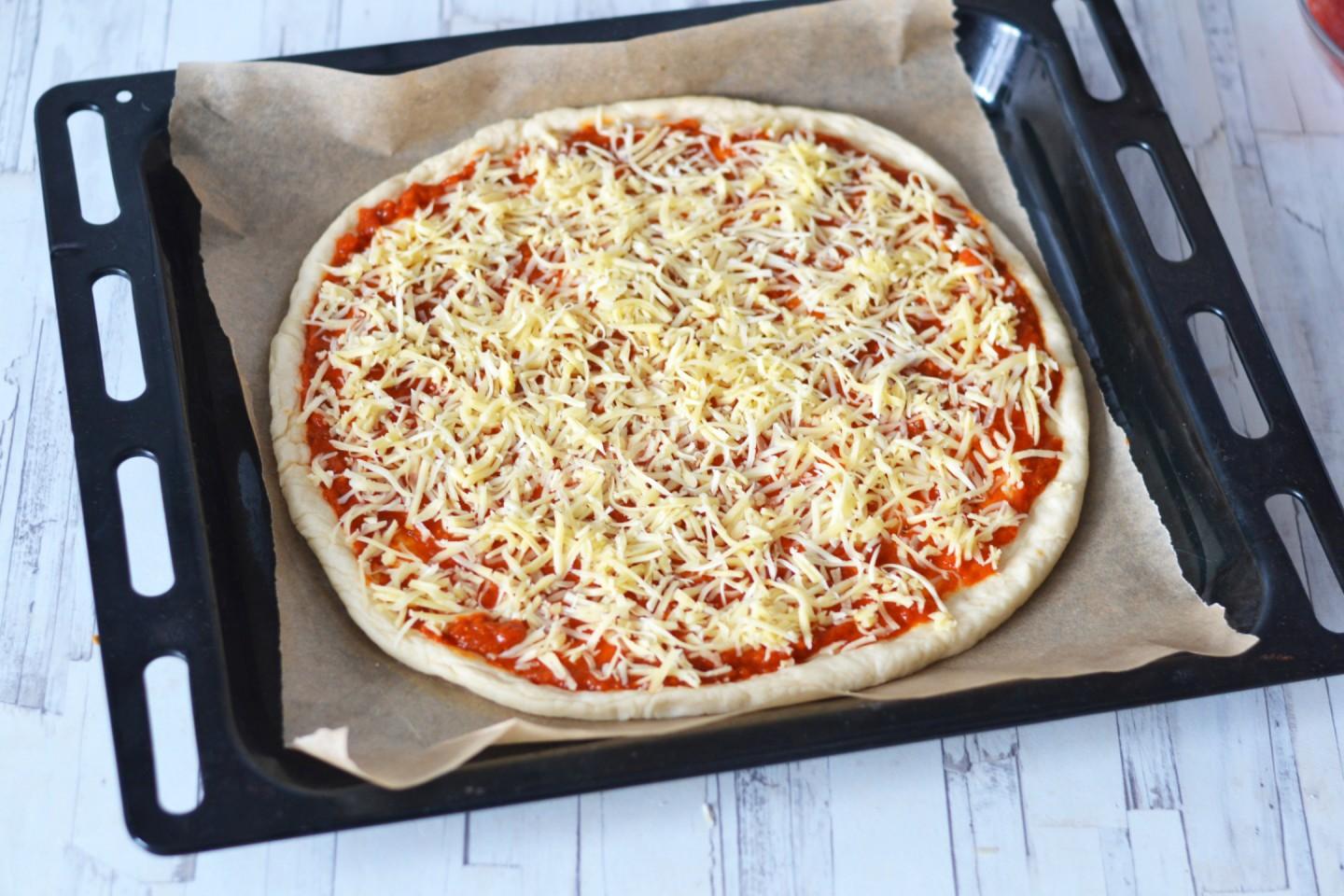 рецепт приготовления пиццы в домашних условиях в духовке с пошаговым рецептом фото 70