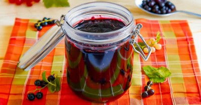 Смородина перетёртая с сахаром без варки на зиму
