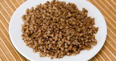 Рассыпчатая гречка на гарнир со сливочным маслом