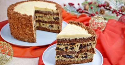 Торт с черносливом и грецким орехом
