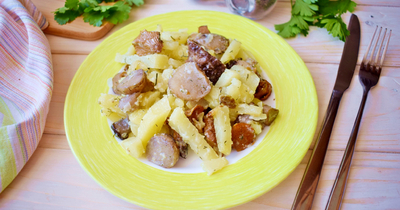  Картошка с грибами на сковороде со сметаной - пошаговый рецепт приготовления с фото  