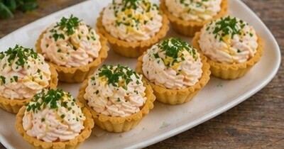 Нежные тарталетки с крабовой начинкой за 10 минут
