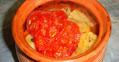 Чанахи в горшочках со свининой и картошкой