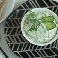 Рецепт блюда из майонеза. sous s maionezom i ogurcami 1570274068 5 min. Рецепт блюда из майонеза фото. Рецепт блюда из майонеза-sous s maionezom i ogurcami 1570274068 5 min. картинка Рецепт блюда из майонеза. картинка sous s maionezom i ogurcami 1570274068 5 min. Французский соус майонез готовится из оливкового масла, лимонного сока, соли, сахара, уксуса, яичного желтка. Иногда в майонез добавляется горчица. Читай дальше…
