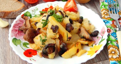 Рыжики жареные с картошкой