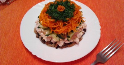  Салат Восторг с малосольным огурцом - пошаговый рецепт приготовления с фото  