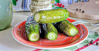 Малосольные огурцы классические