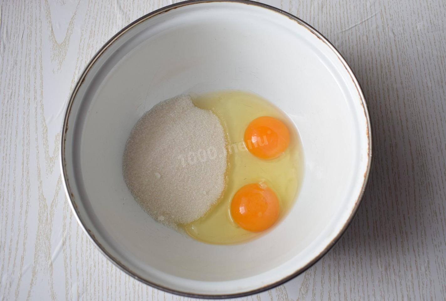 Оладушки на воде с яйцами без дрожжей