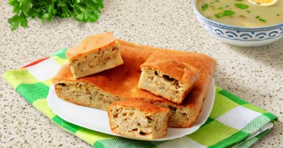 Заливной пирог с капустой на кефире классический