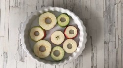 Печеные яблоки кусочками рецепт. yabloki zapechennye kusochkami v duxovke s koricei i siropom 1609313940 4 min. Печеные яблоки кусочками рецепт фото. Печеные яблоки кусочками рецепт-yabloki zapechennye kusochkami v duxovke s koricei i siropom 1609313940 4 min. картинка Печеные яблоки кусочками рецепт. картинка yabloki zapechennye kusochkami v duxovke s koricei i siropom 1609313940 4 min. Приветствую, дорогие наши читатели. Сегодня готовим запечённые яблоки в духовке. Очень вкусный десерт, еще и полезный для организма. Рецептов существует огромное множество, но начнем с классики.