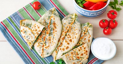 Лепешки армянские с зеленью