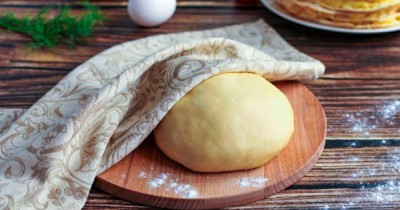 Тесто для татарских кыстыбый с картошкой